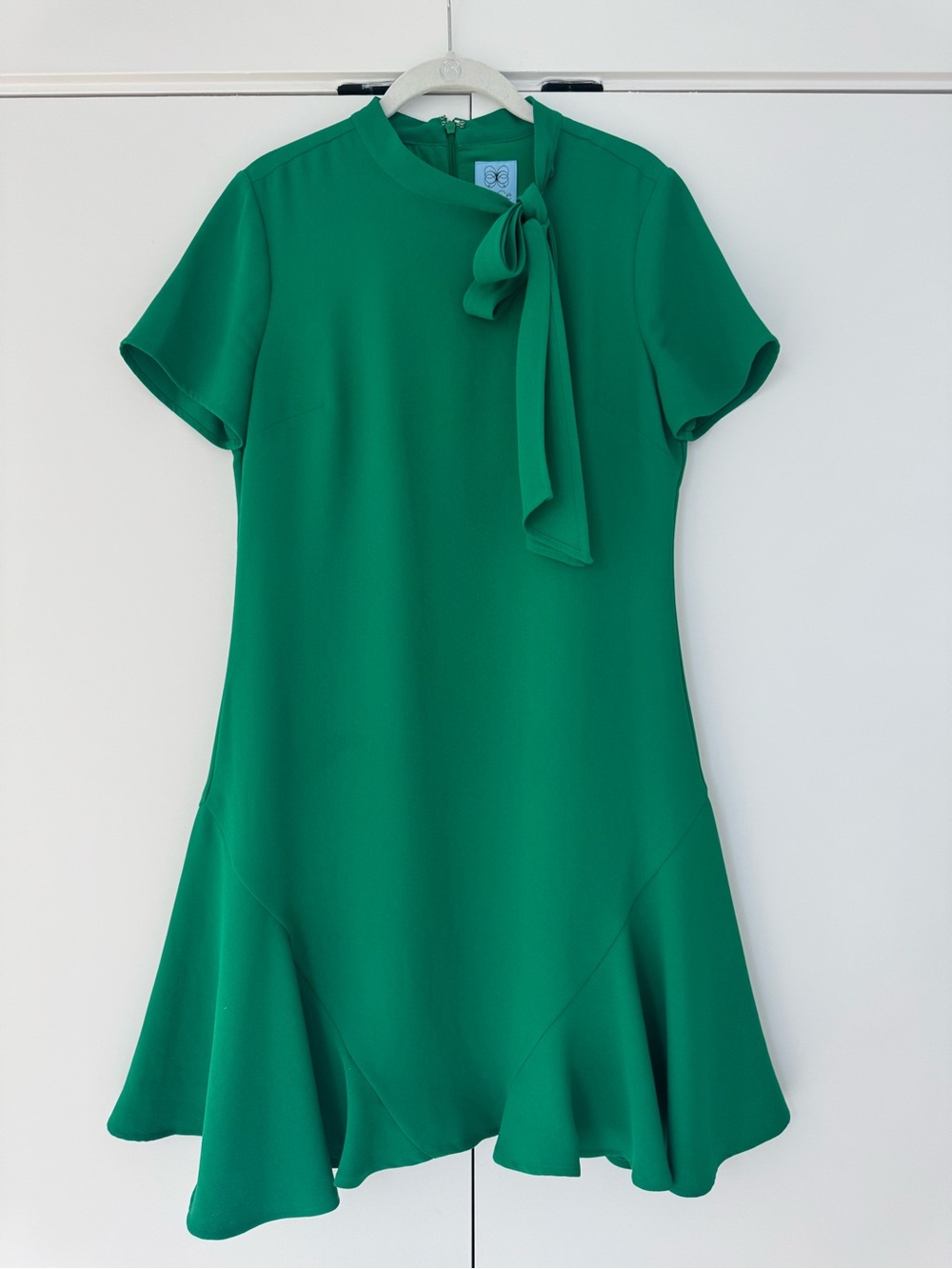 CeCe Kelly Green Tie-Neck Flare Dress